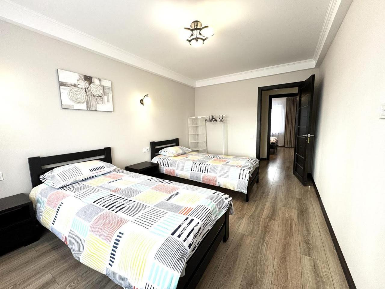 Artal Apartment On Obolonskyi Avenue 16A, 2 Bedroom Kijev Kültér fotó
