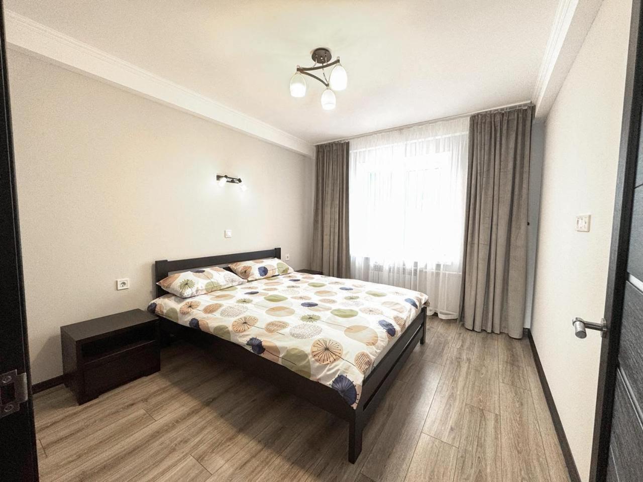 Artal Apartment On Obolonskyi Avenue 16A, 2 Bedroom Kijev Kültér fotó