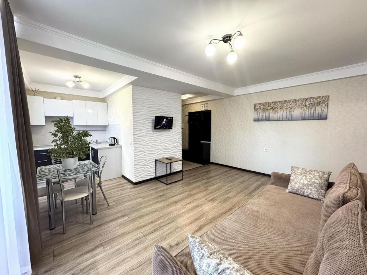 Artal Apartment On Obolonskyi Avenue 16A, 2 Bedroom Kijev Kültér fotó