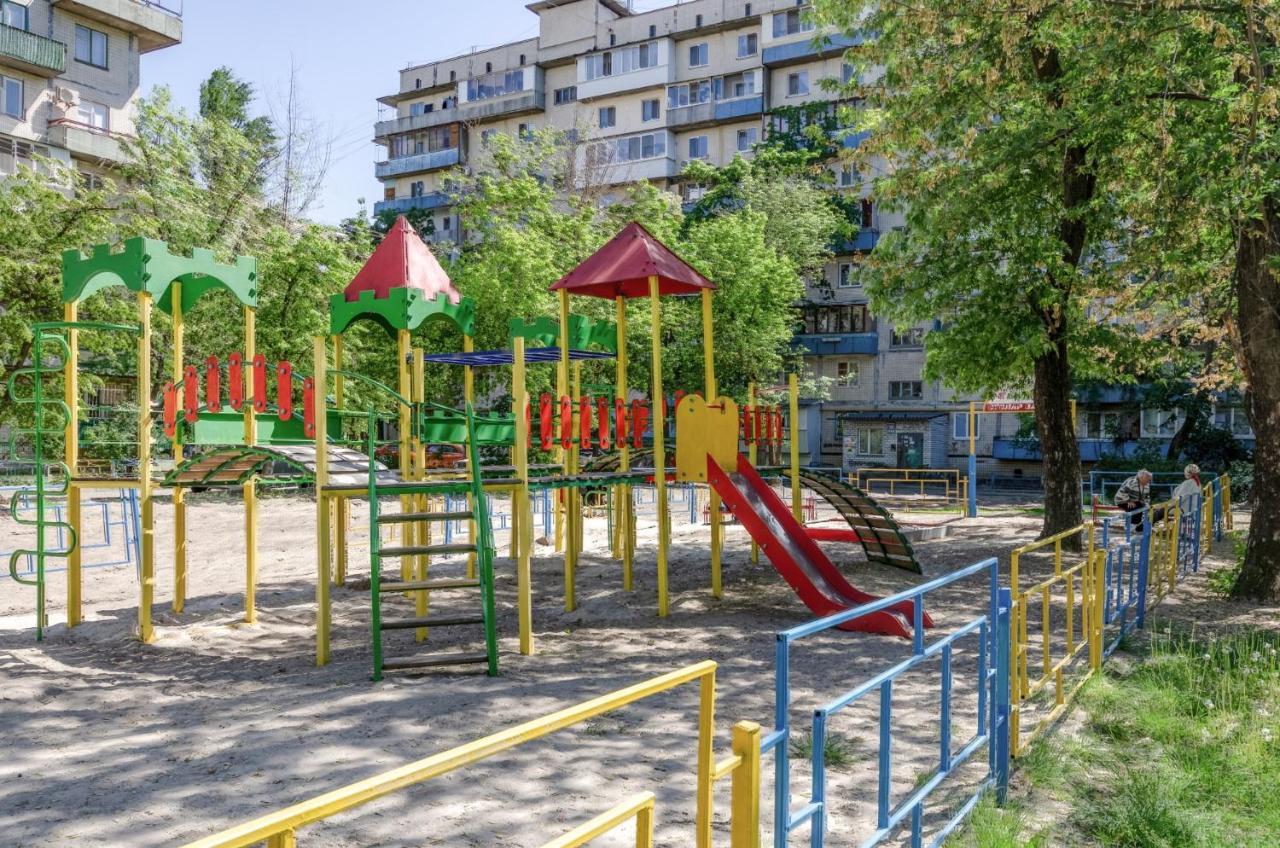 Artal Apartment On Obolonskyi Avenue 16A, 2 Bedroom Kijev Kültér fotó
